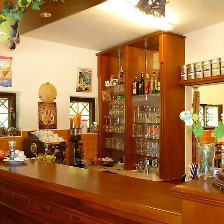 U Pramene Inn